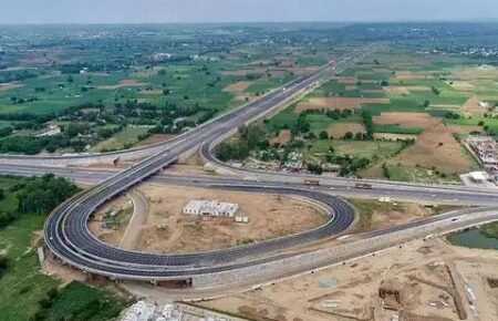 Delhi–Mumbai Expressway highway infrastructure and road connectivity project in India.
